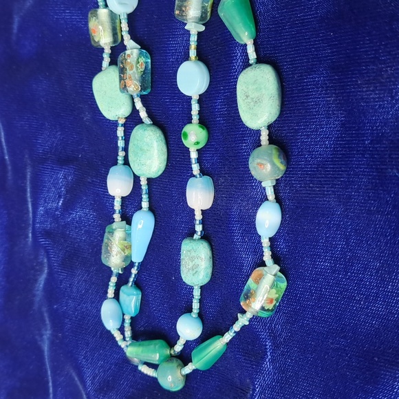 Green/ Blue Glass & Stone Beaded Necklace & Earrings - Picture 9 of 11